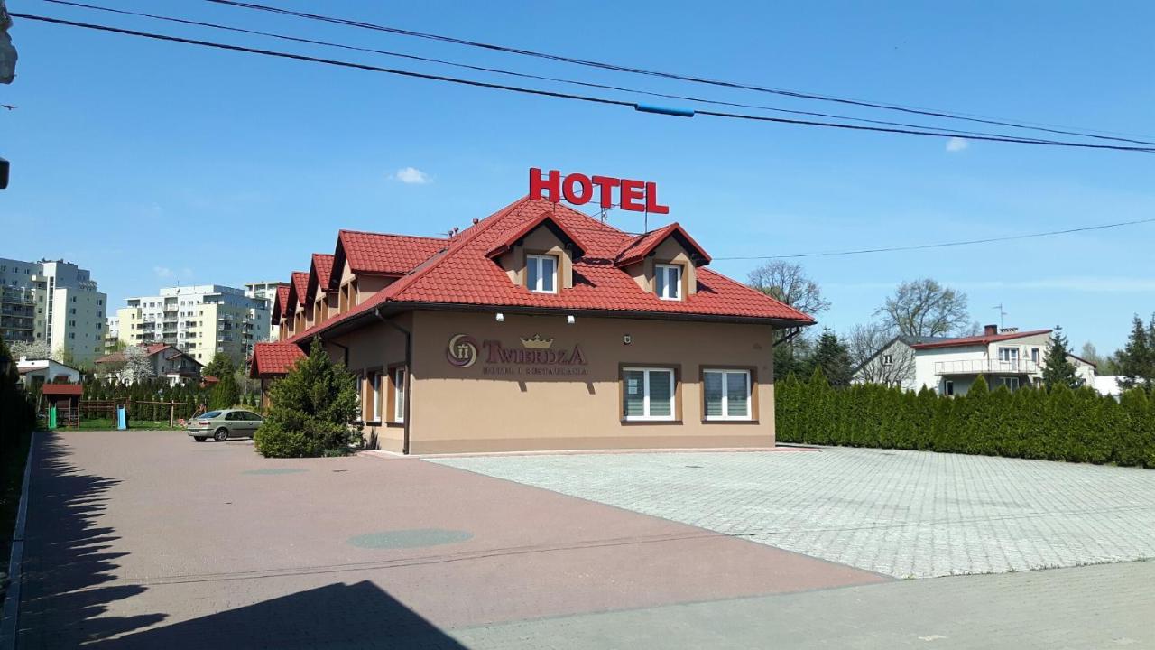 Hotel Twierdza Ряшів Екстер'єр фото