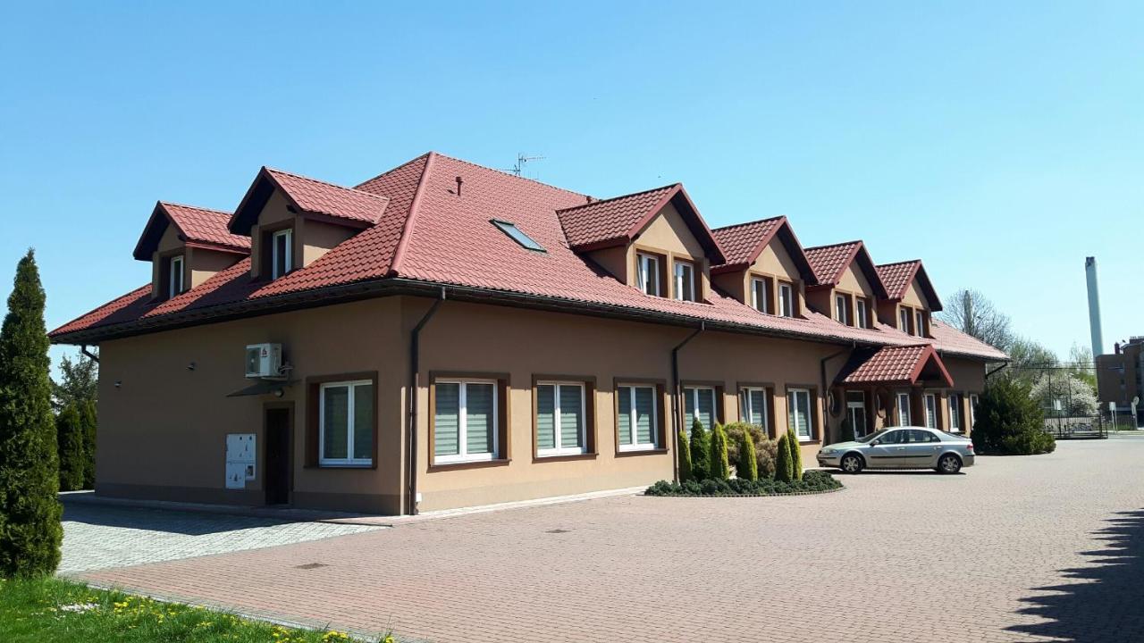 Hotel Twierdza Ряшів Екстер'єр фото